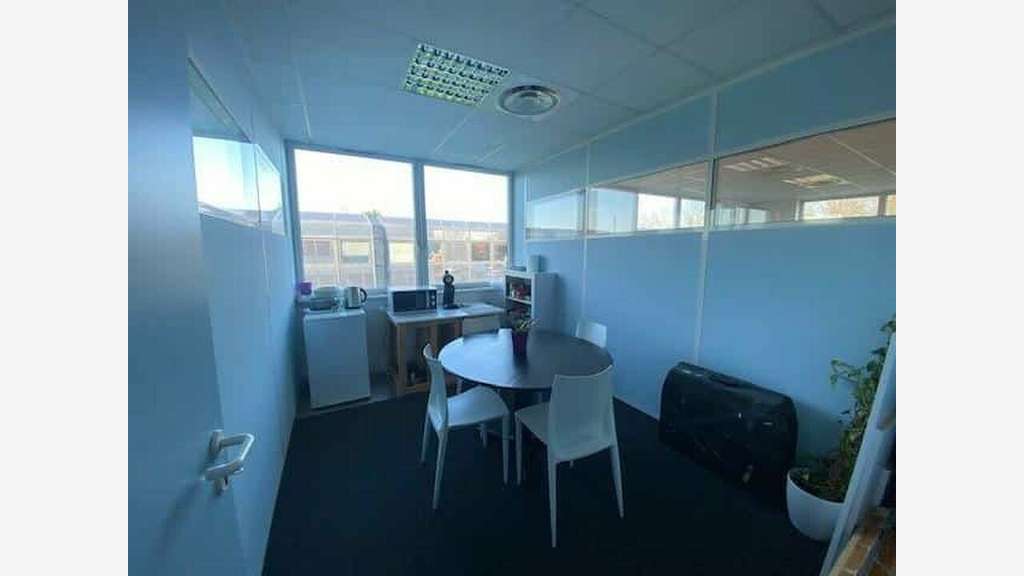 A louer bureaux de 119m² à Mont-Saint-Aignan (76)