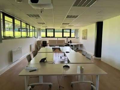 À louer – Bureaux de 847 m² à Mont-Saint-Aignan – 
