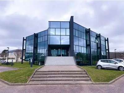À louer – Bureaux de 847 m² à Mont-Saint-Aignan – 