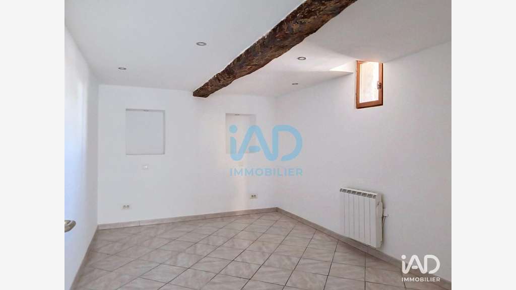 A louer bureau de 68m² à Montauroux centre 