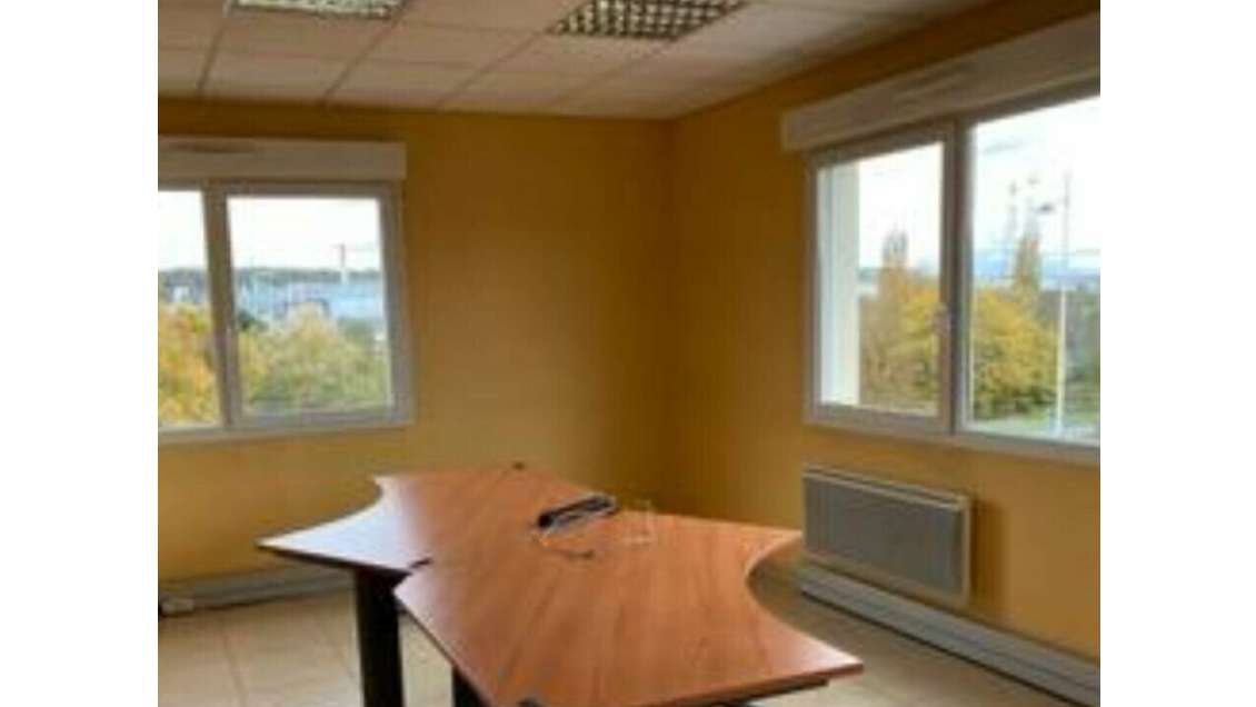 A louer bureaux 140m² à Montbéliard