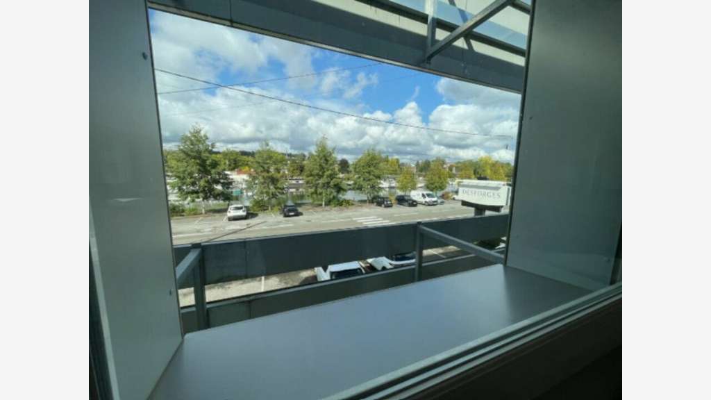 Bureaux fonctionnels 1000m² à louer à Montbéliard