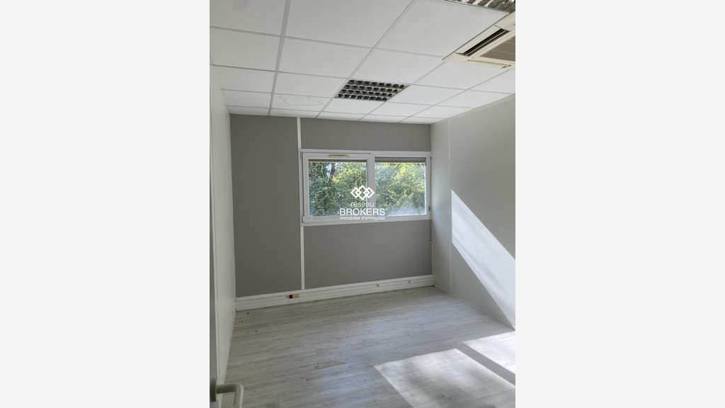 A louer bureaux 273m² à Montbonnot Inovallée