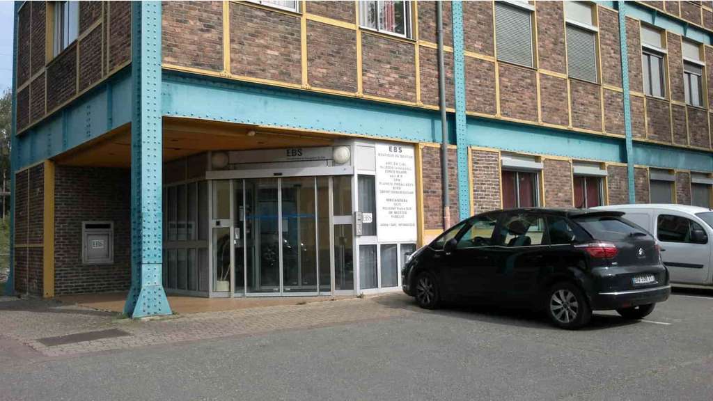 À Louer bureaux en pépinière à Montceau-les-Mines