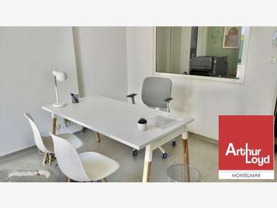 Bureaux lumineux 73m² à louer à Montélimar