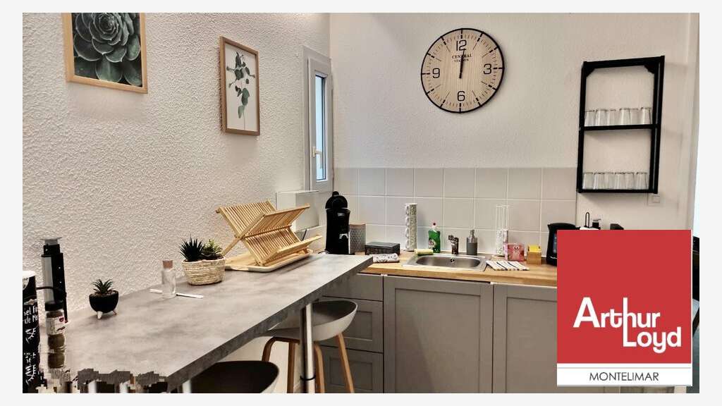 Bureaux lumineux 73m² à louer à Montélimar