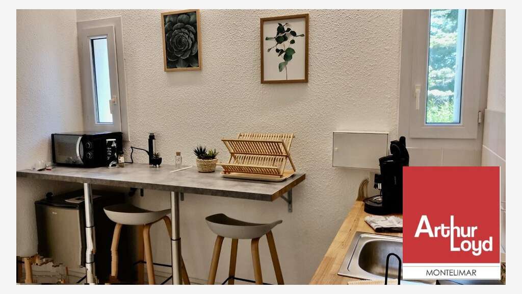 Bureaux lumineux 73m² à louer à Montélimar