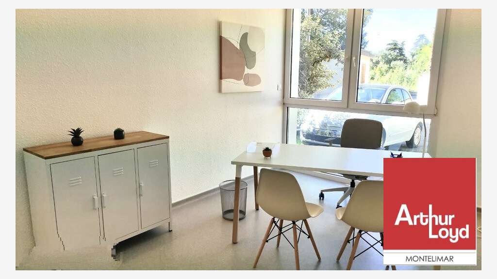 Bureaux lumineux 73m² à louer à Montélimar