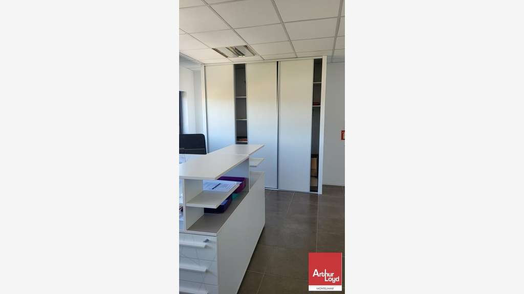 MONTELIMAR - BUREAUX à louer