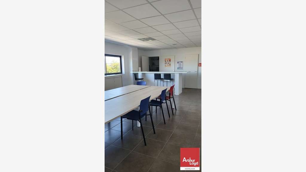 MONTELIMAR - BUREAUX à louer