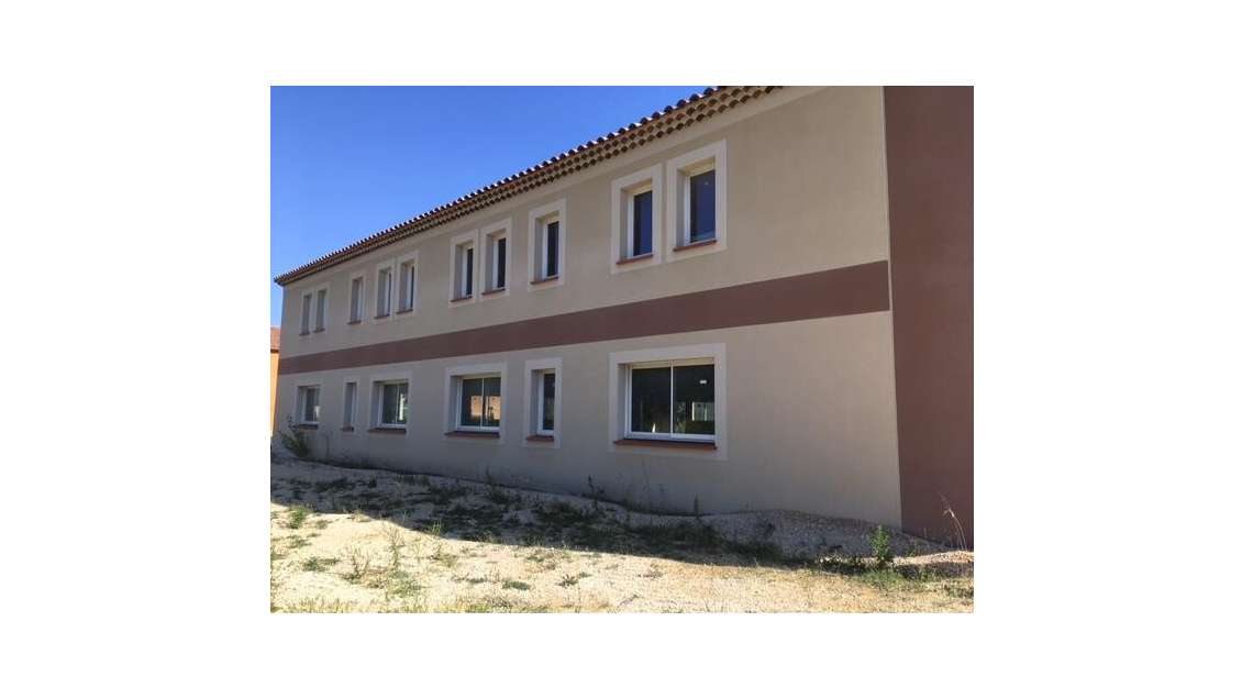 À louer bureaux 150m² à Monteux ZA des Escampades