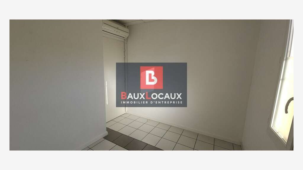 Bureaux local médical 35m² à louer à Monteux