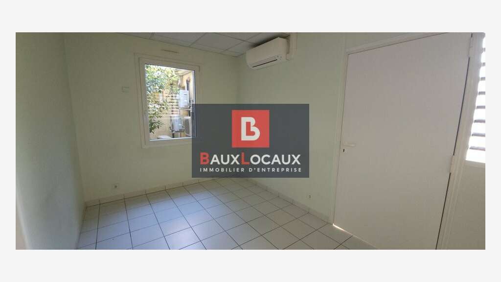 Bureaux local médical 35m² à louer à Monteux
