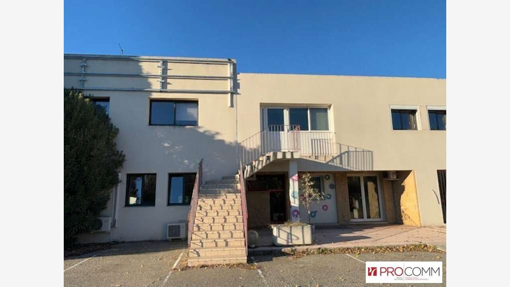Bureaux entre 10 et 15m² à louer à Monteux