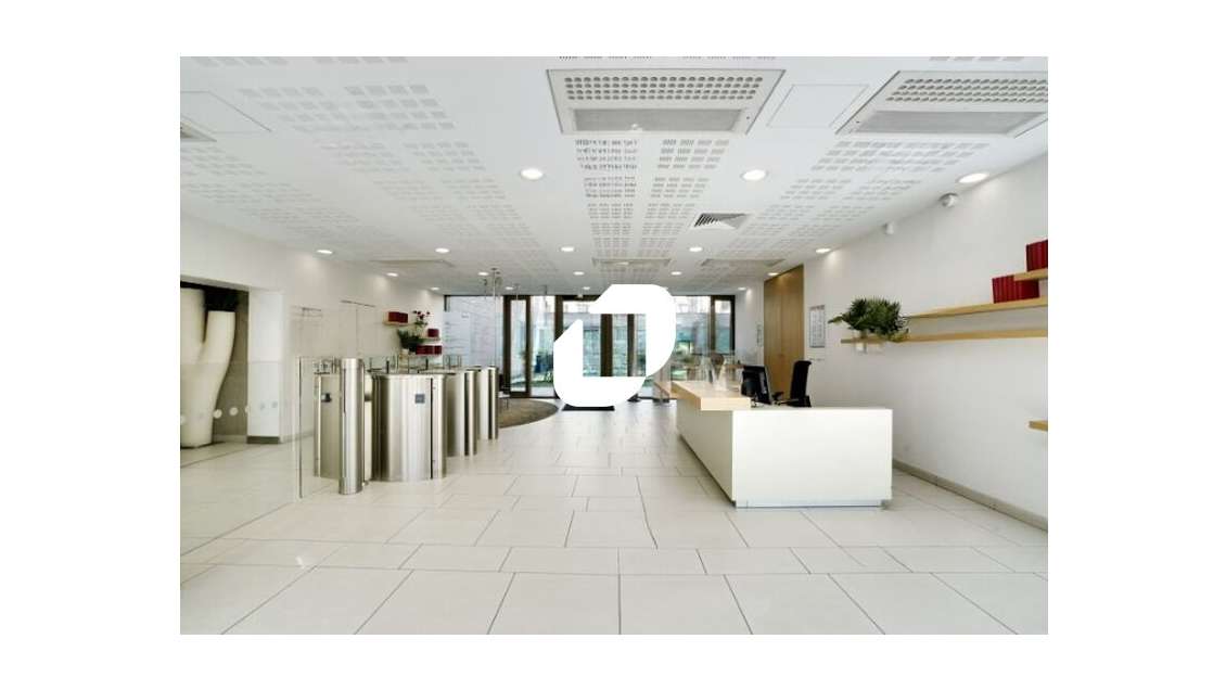 A louer Bureaux 519m² Montevrain