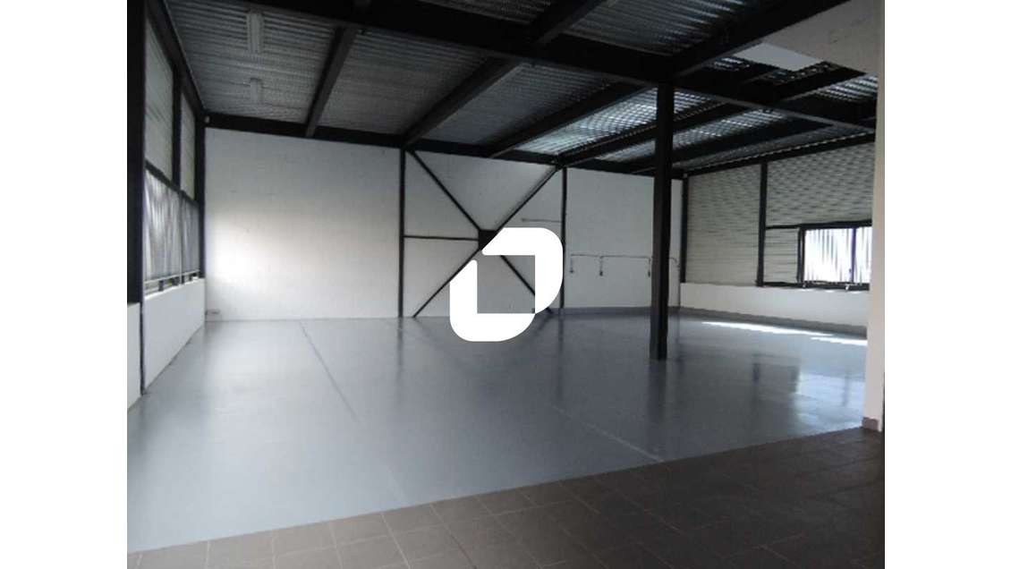 A louer Bureaux 205m² Montevrain