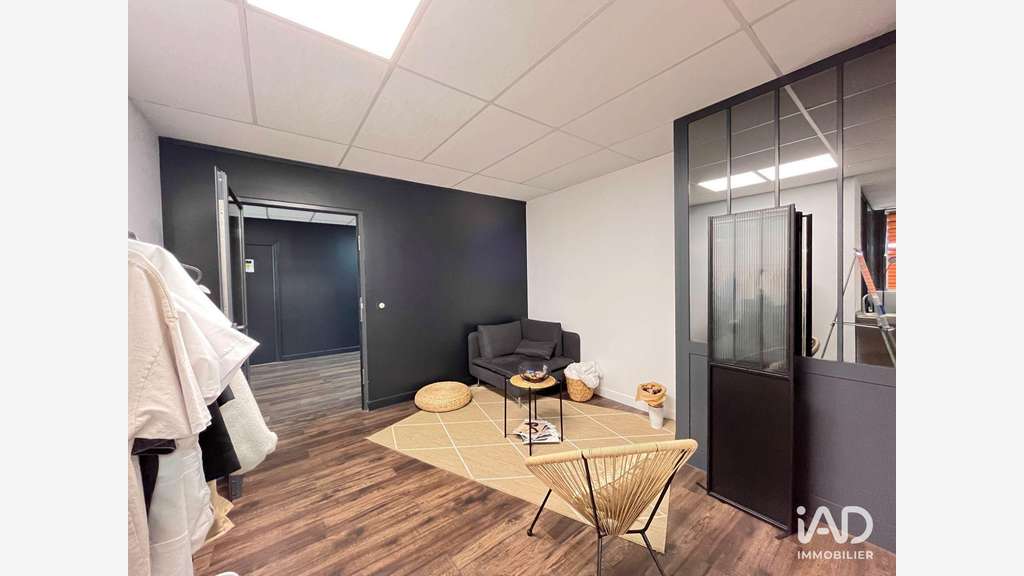 A louer bureaux rénovés de 130m² à Montévrain