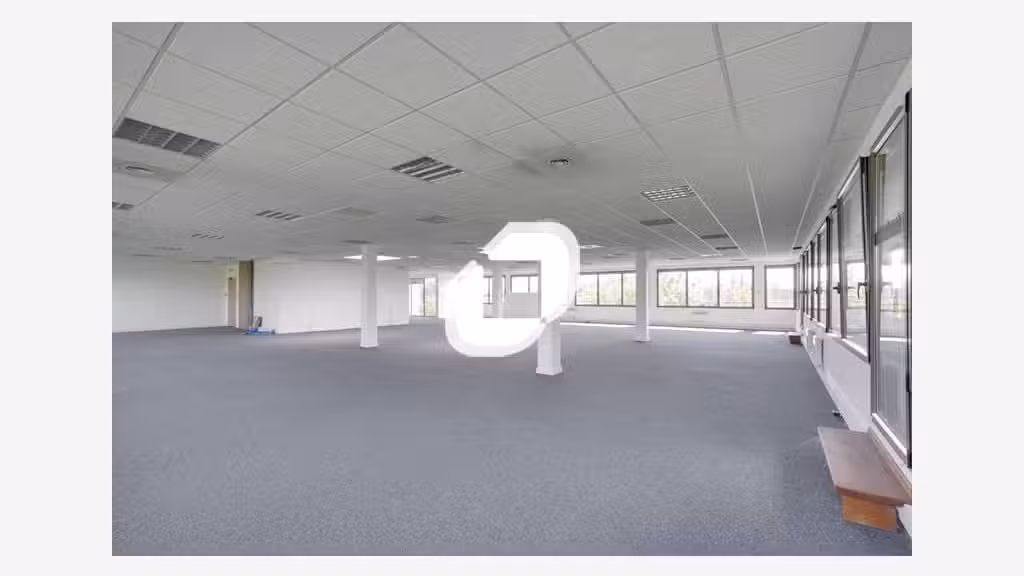 A louer Bureaux 171m² Montevrain