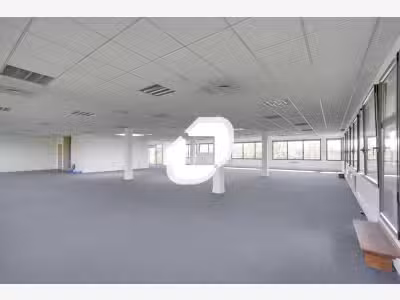 A louer Bureaux 171m² Montevrain