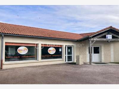Location local commercial de 93m² à Montier-en-Der