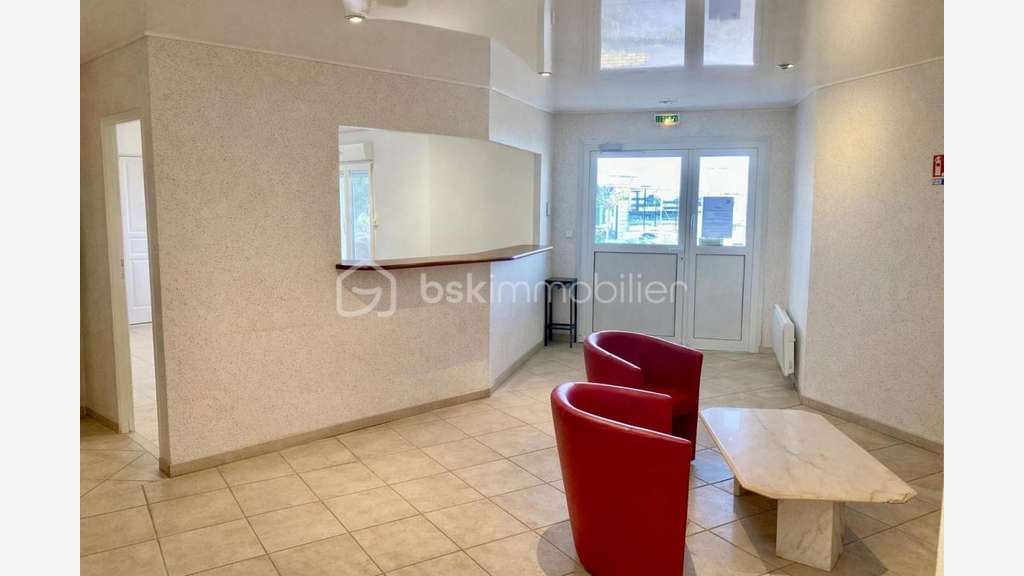 Location de bureaux professionnels - Local de 133