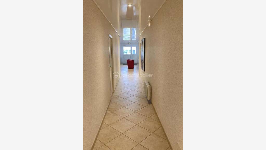 Local professionnel de 133 m² à louer - Proche de