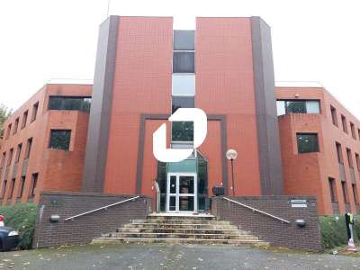 Location Bureaux à Montigny-le-Bretonneux