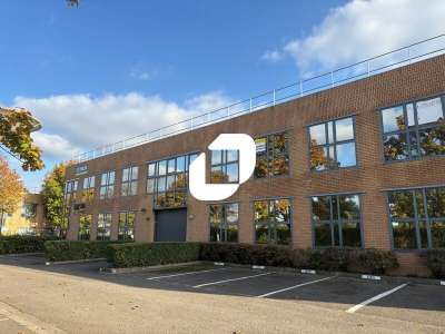 Location Bureaux à Montigny-le-Bretonneux