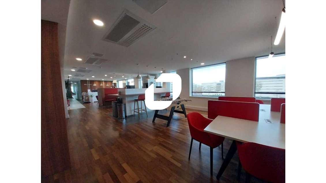 A louer Bureaux 48m² Montigny le bretonneux