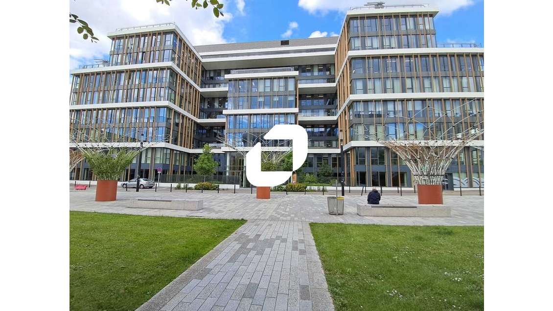 A louer Bureaux 1125m² Montigny le bretonneux