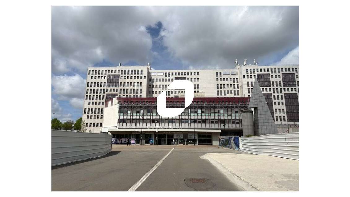 A louer Bureaux 93m² Montigny le bretonneux