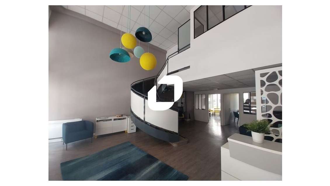 A louer Bureaux 115m² Montigny le bretonneux