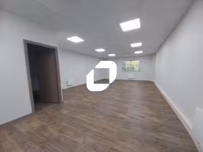 Location Bureaux à Montigny-le-Bretonneux