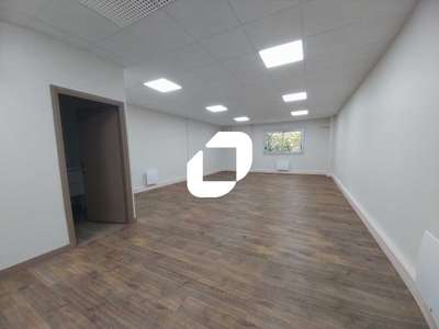 Location Bureaux à Montigny-le-Bretonneux