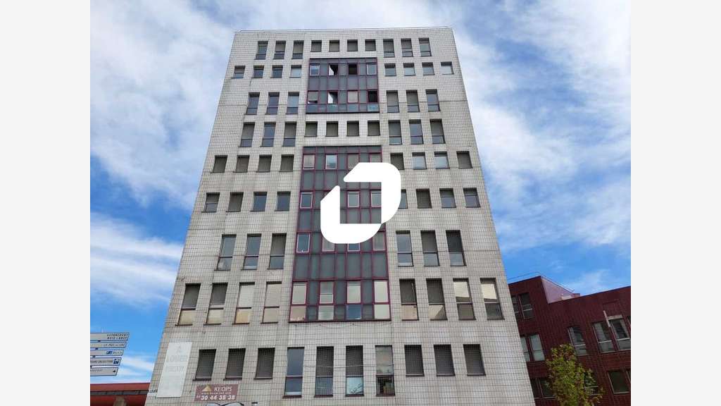 A louer Bureaux 772m² Montigny le bretonneux
