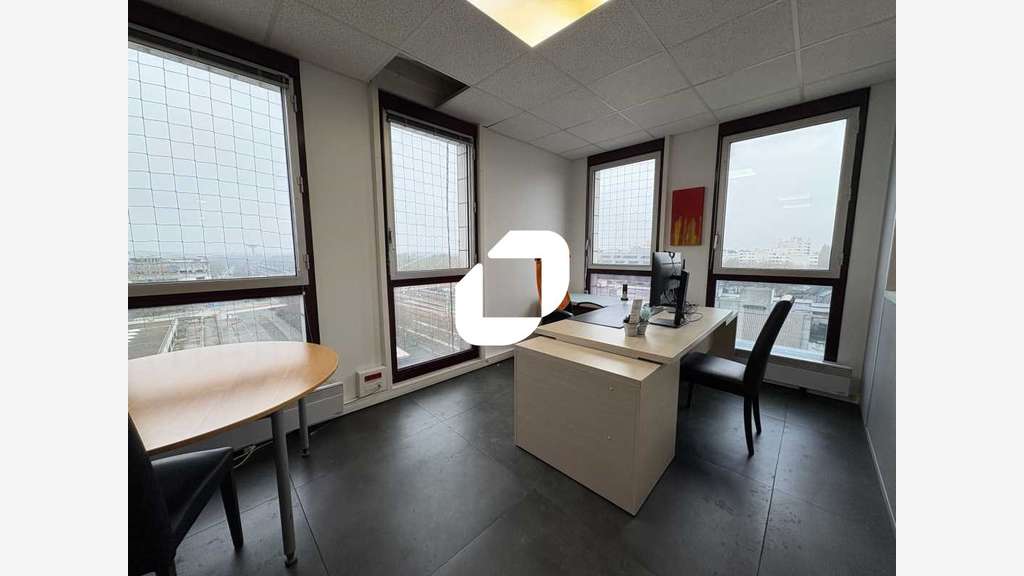 A louer Bureaux 200m² Montigny le bretonneux