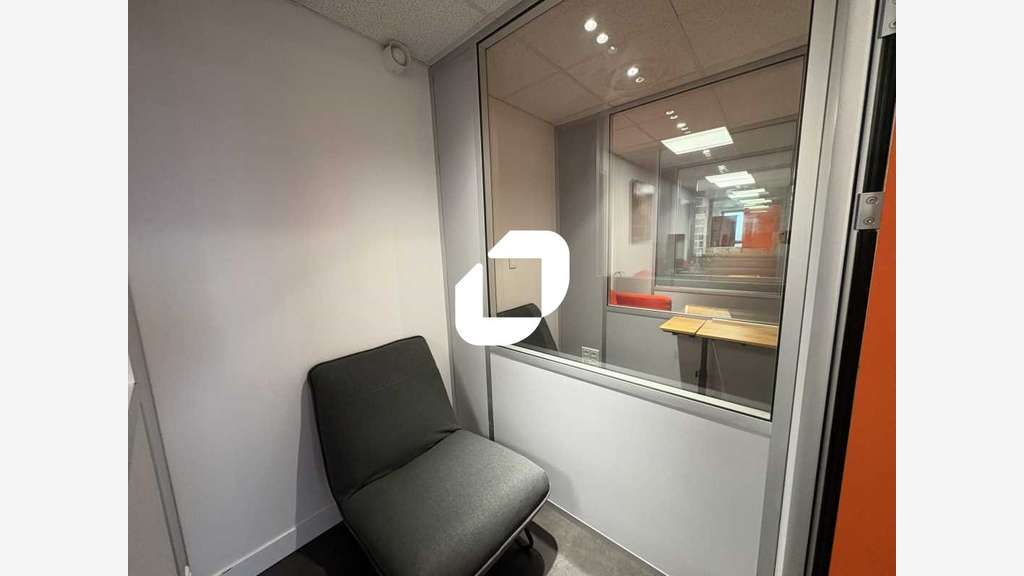 A louer Bureaux 200m² Montigny le bretonneux