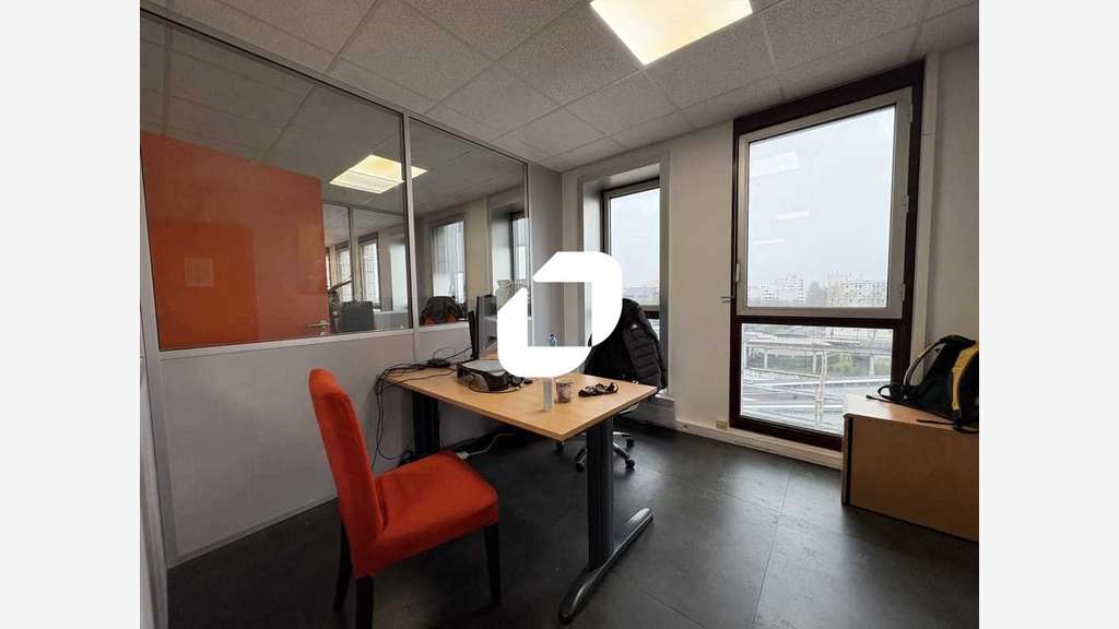 A louer Bureaux 200m² Montigny le bretonneux
