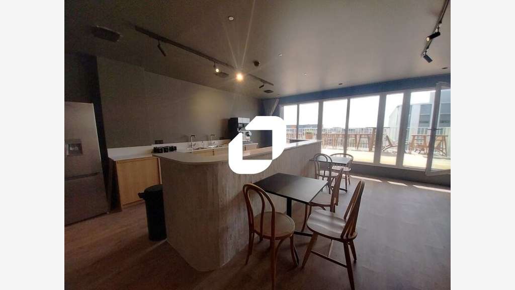 A louer Bureaux 360m² Montigny le bretonneux