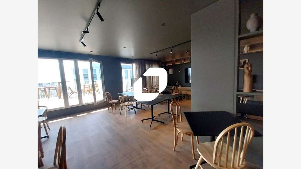 A louer Bureaux 360m² Montigny le bretonneux