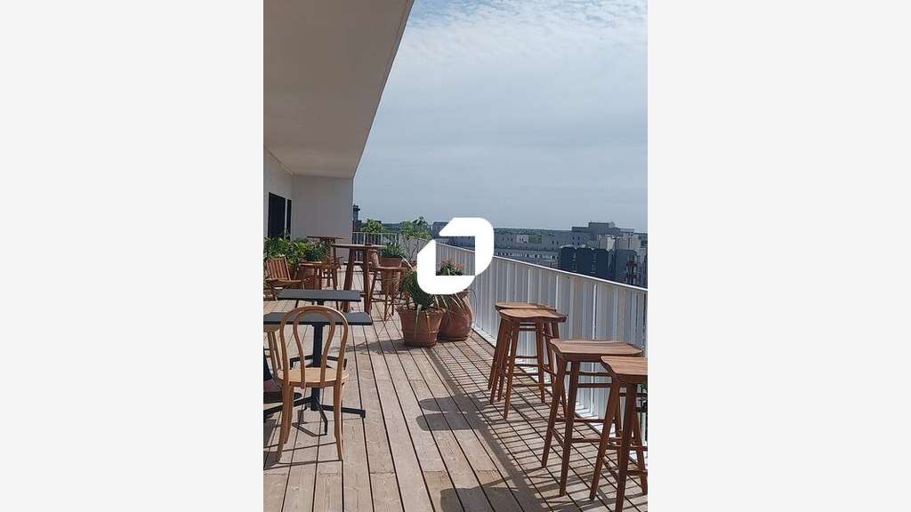 A louer Bureaux 360m² Montigny le bretonneux