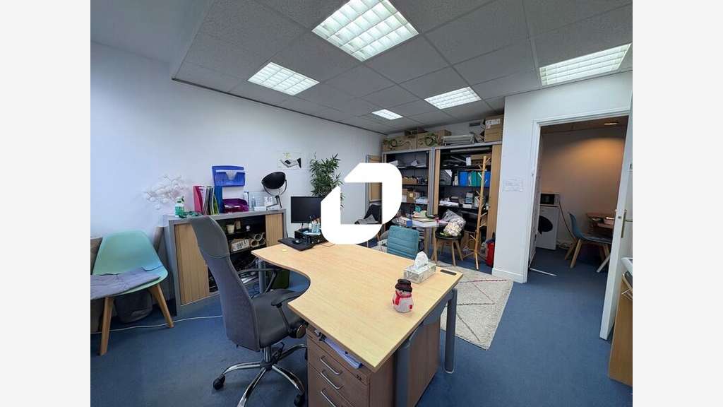 A louer Bureaux 72m² Montigny le bretonneux