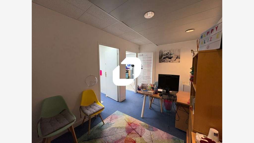 A louer Bureaux 72m² Montigny le bretonneux