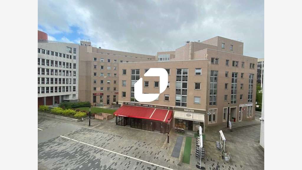 A louer Bureaux 72m² Montigny le bretonneux