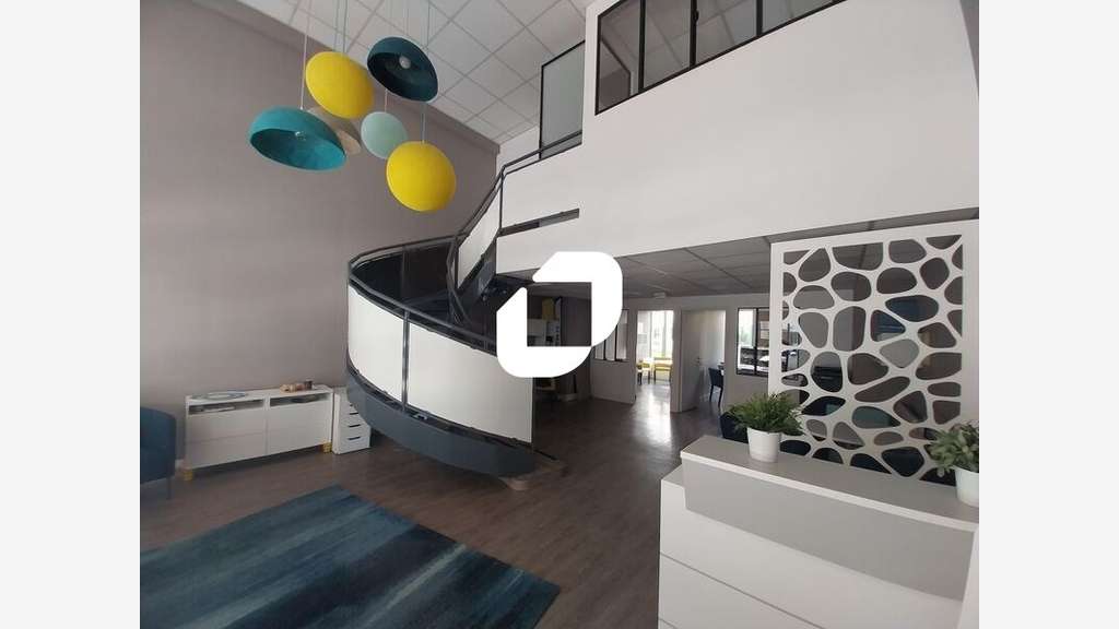 A louer Bureaux 115m² Montigny le bretonneux