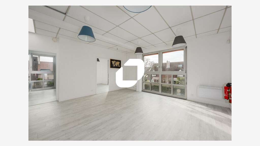 A louer Bureaux 90m² Montigny le bretonneux