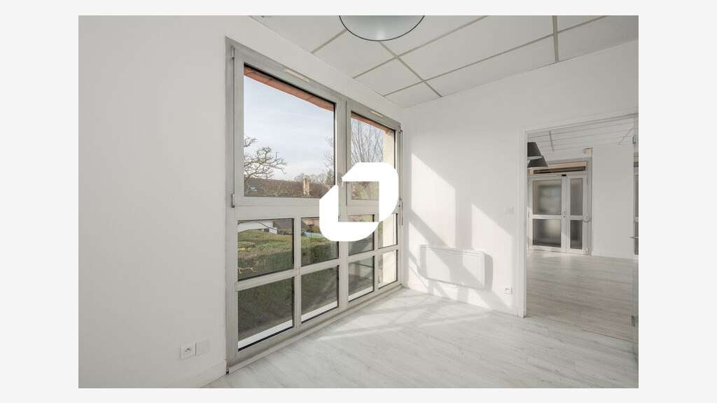 A louer Bureaux 90m² Montigny le bretonneux