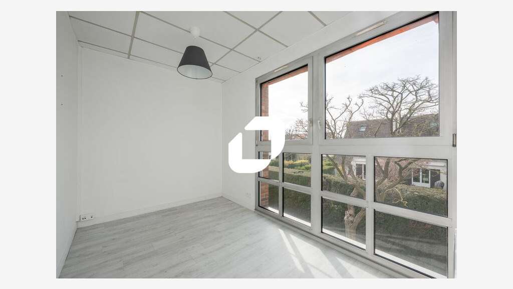 A louer Bureaux 90m² Montigny le bretonneux