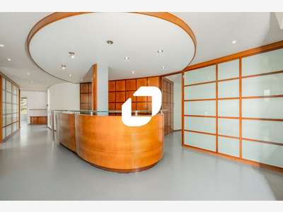 A louer Bureaux 256m² Montigny le bretonneux