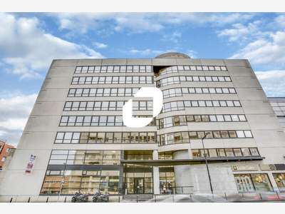 A louer Bureaux 602m² Montigny le bretonneux